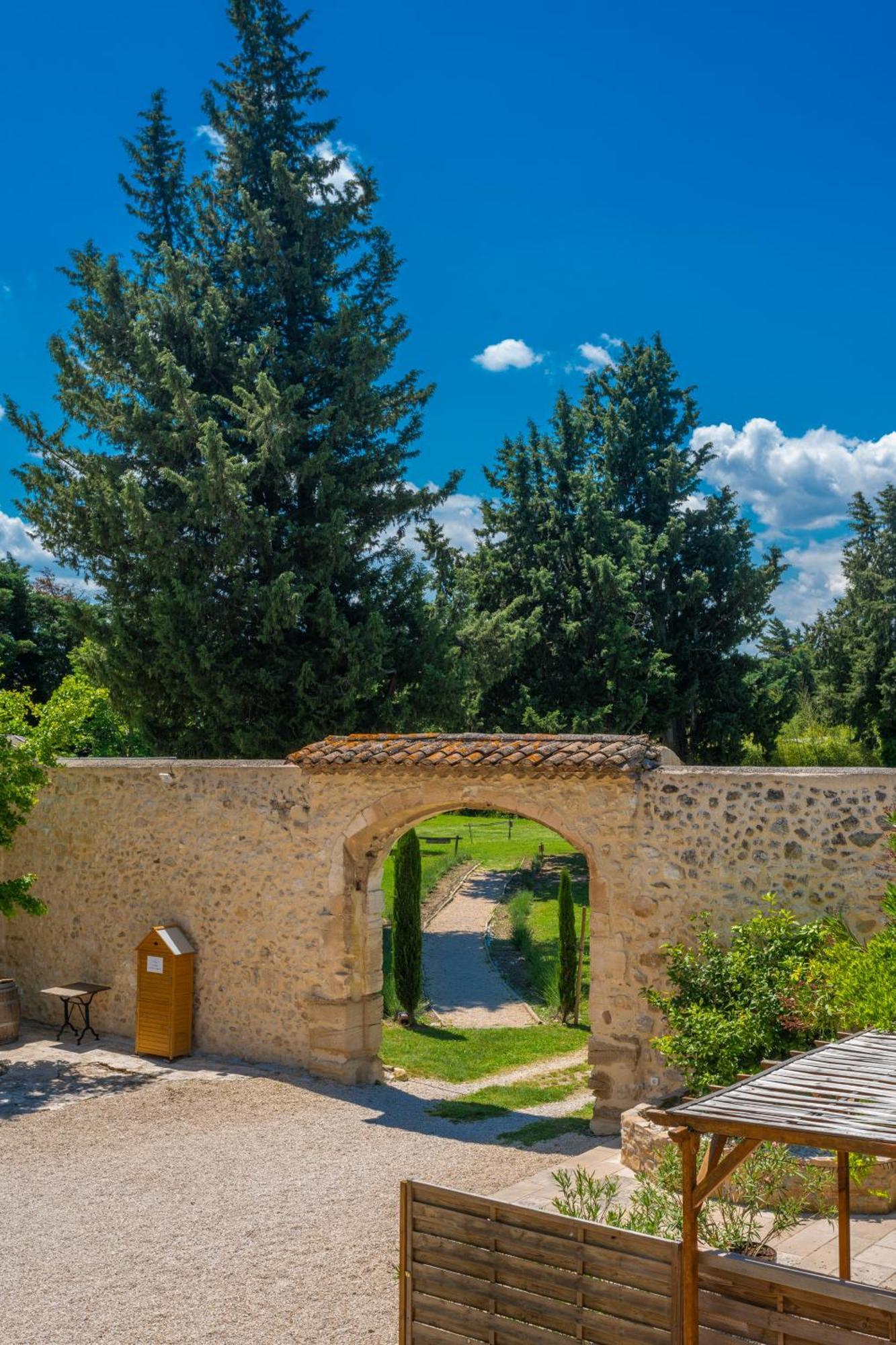 Le Mas de la Vinçane Hotel Pernes-les-Fontaines Exterior foto