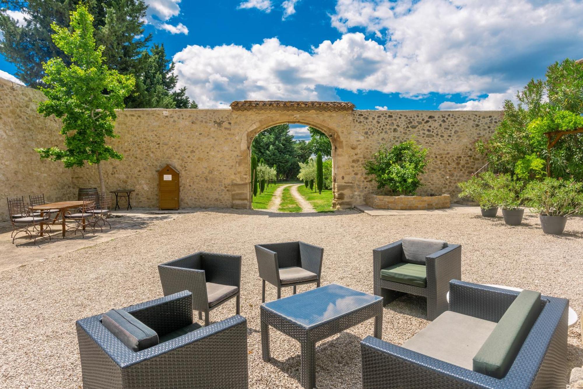 Le Mas de la Vinçane Pernes-les-Fontaines Exterior foto